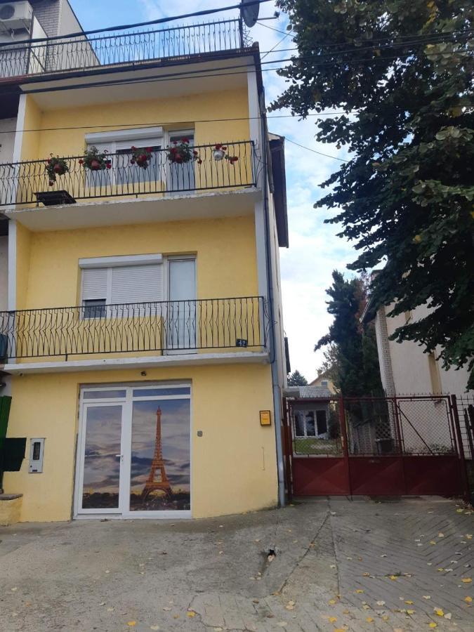 Apartman Novi Sad - Apartment Novi Sad Sremska Kamenica Екстериор снимка