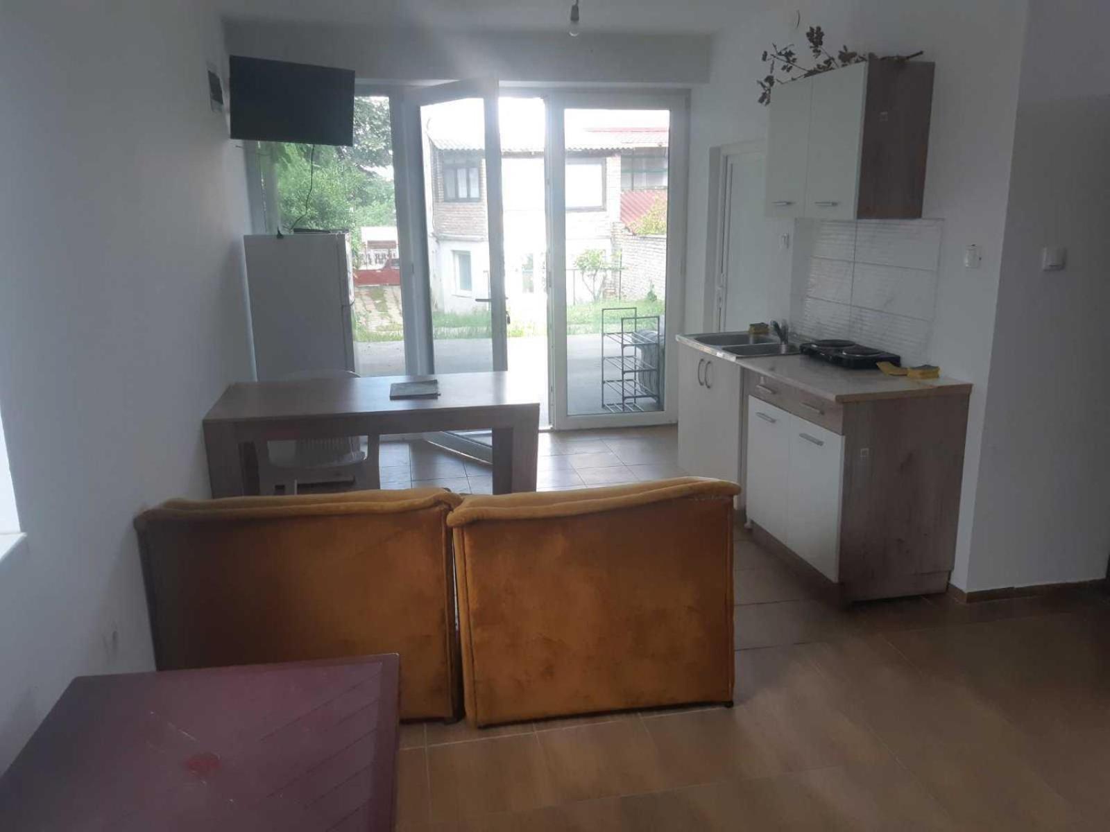 Apartman Novi Sad - Apartment Novi Sad Sremska Kamenica Екстериор снимка